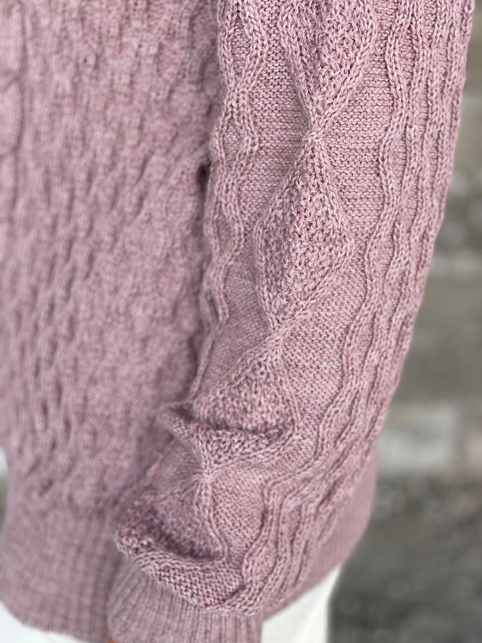 Alpaca Wool Sweater in pink color for women
