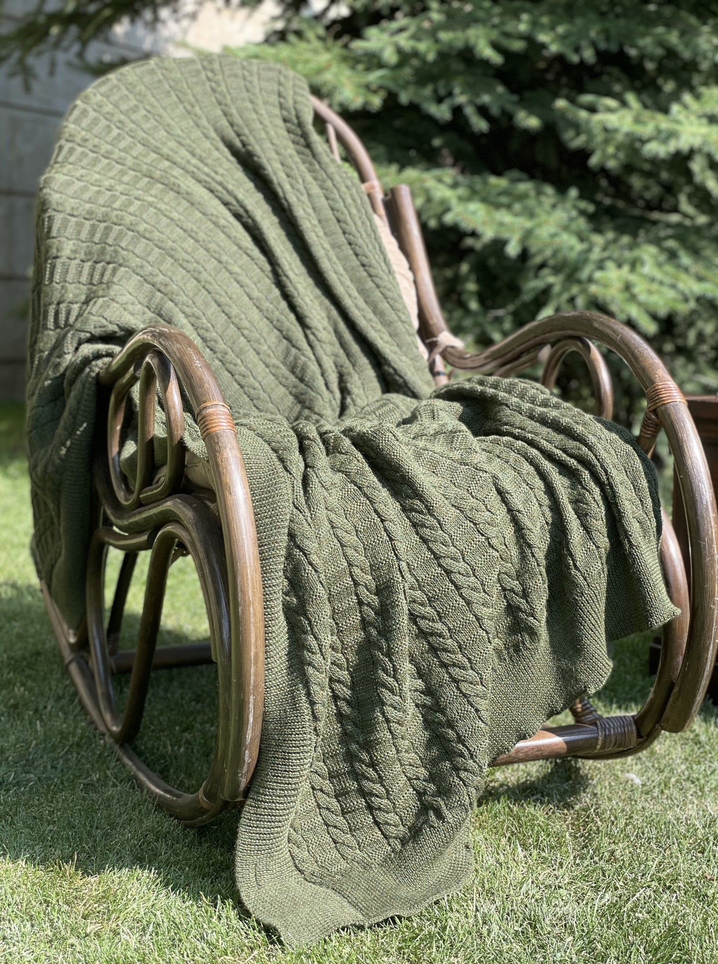Cable Knitted Alpaca Blanket Throw in Green Color