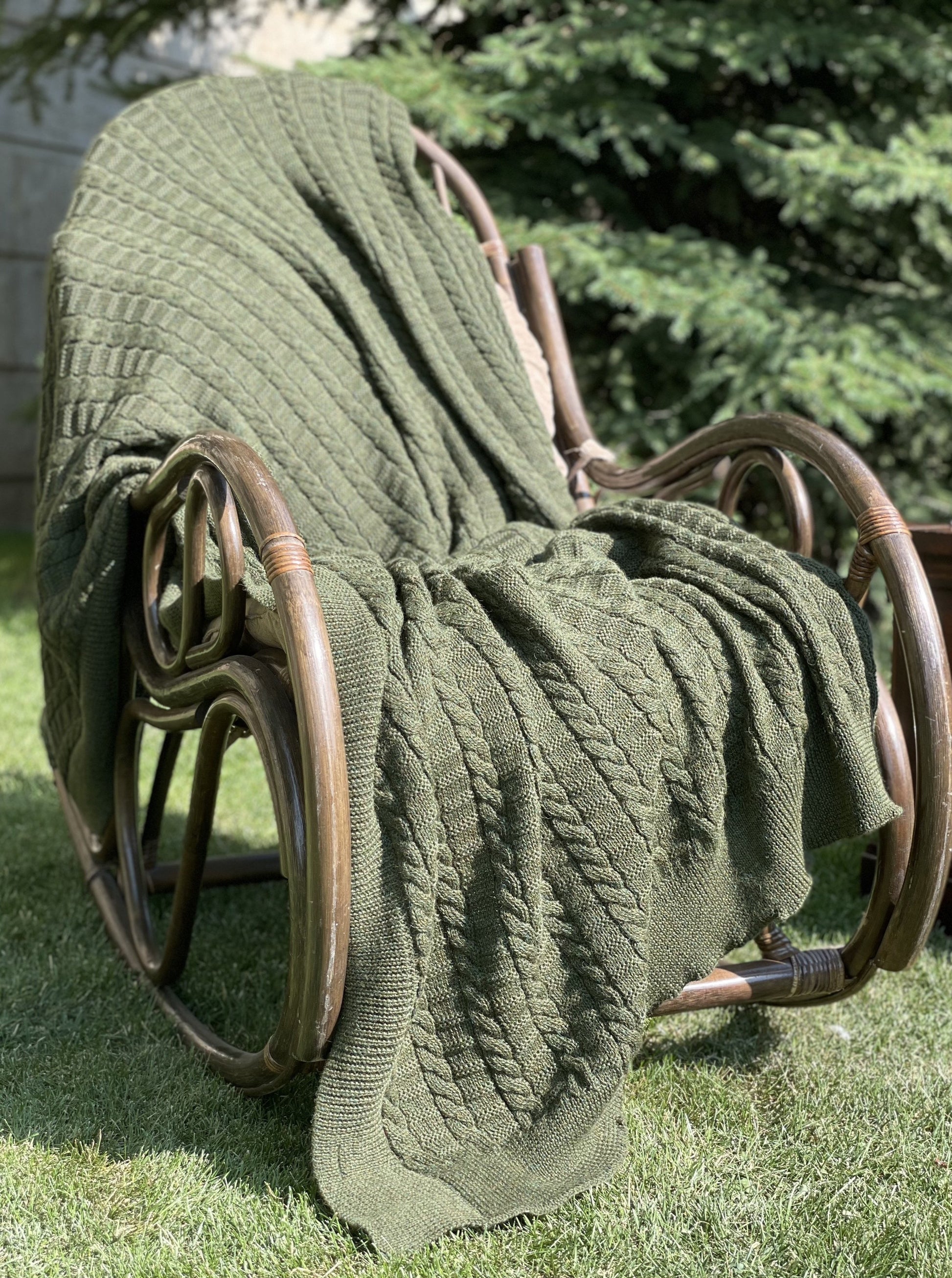 Cable Knitted Alpaca Blanket Throw in Green Color