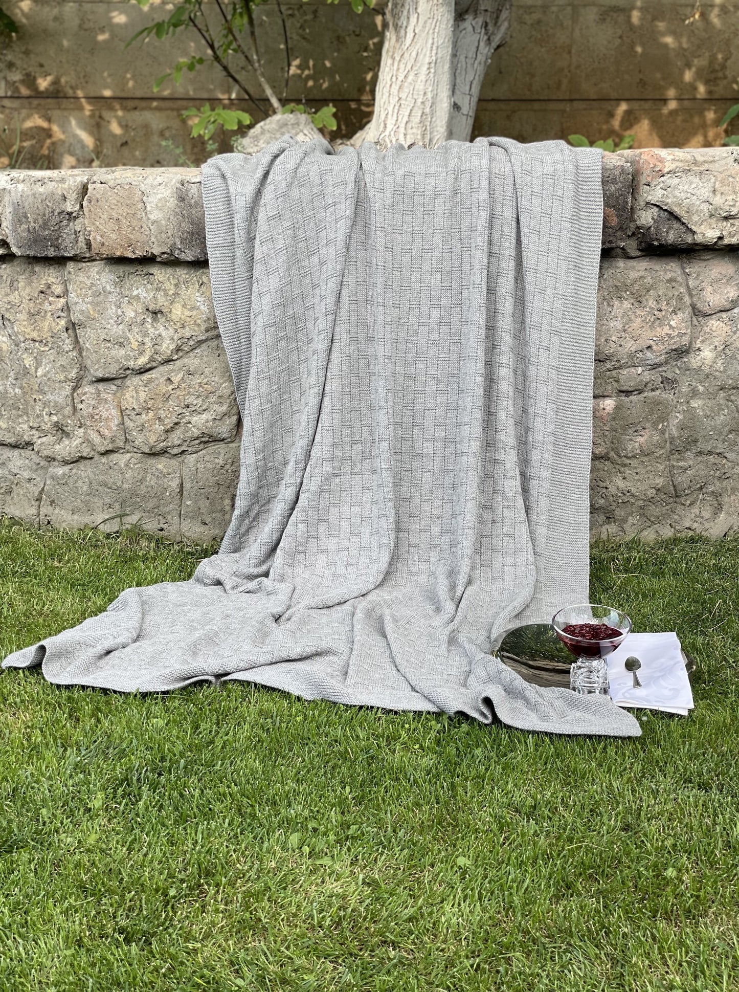 Knitted Baby Alpaca Wool Blanket Throw in Grey
