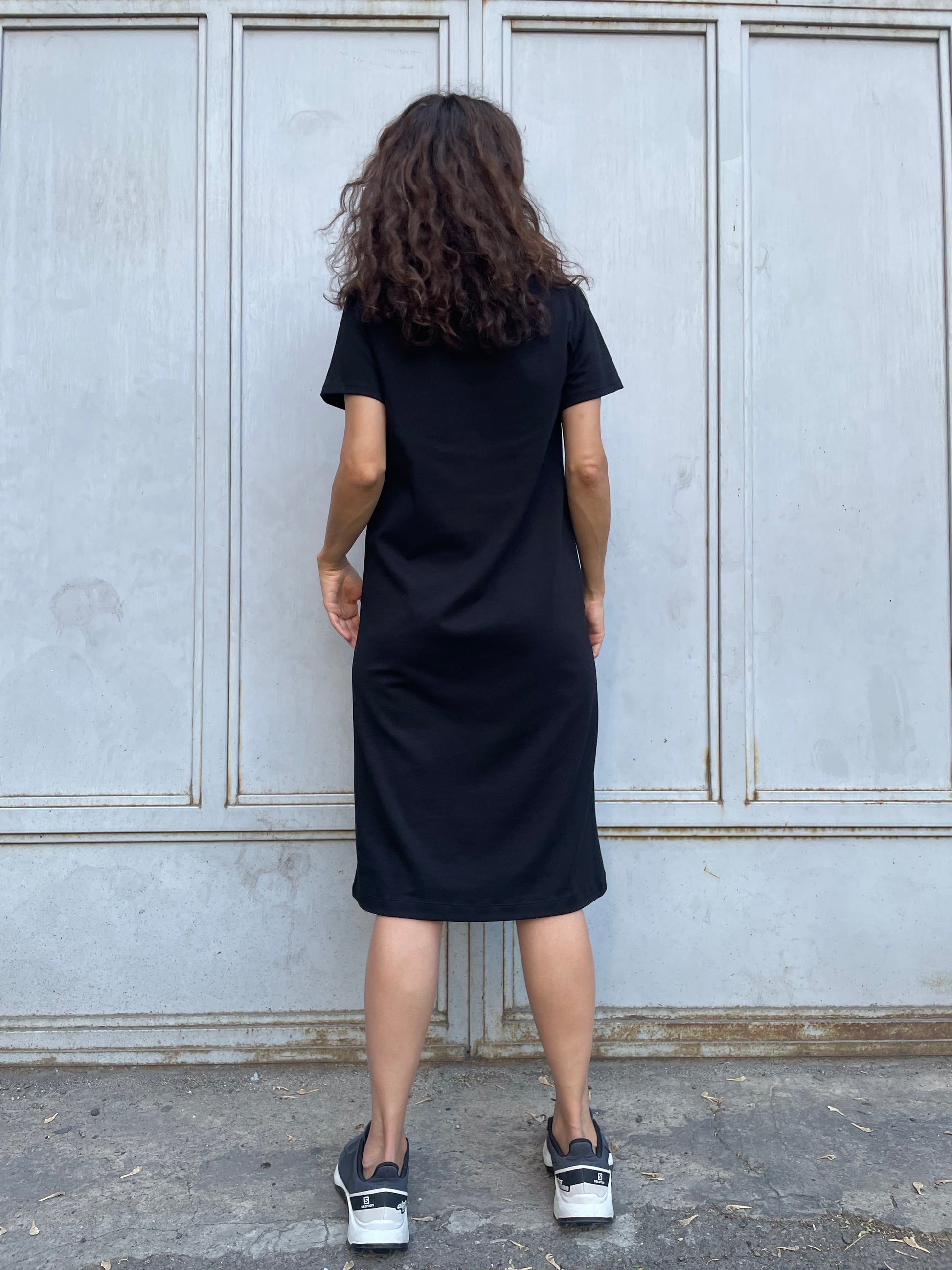 Cotton jersey straight dress in black color