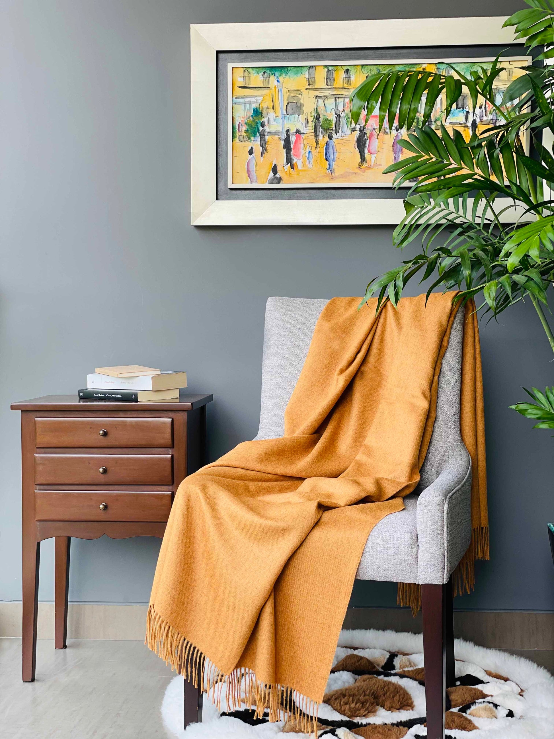 Blanket from alpaca wool in amber color