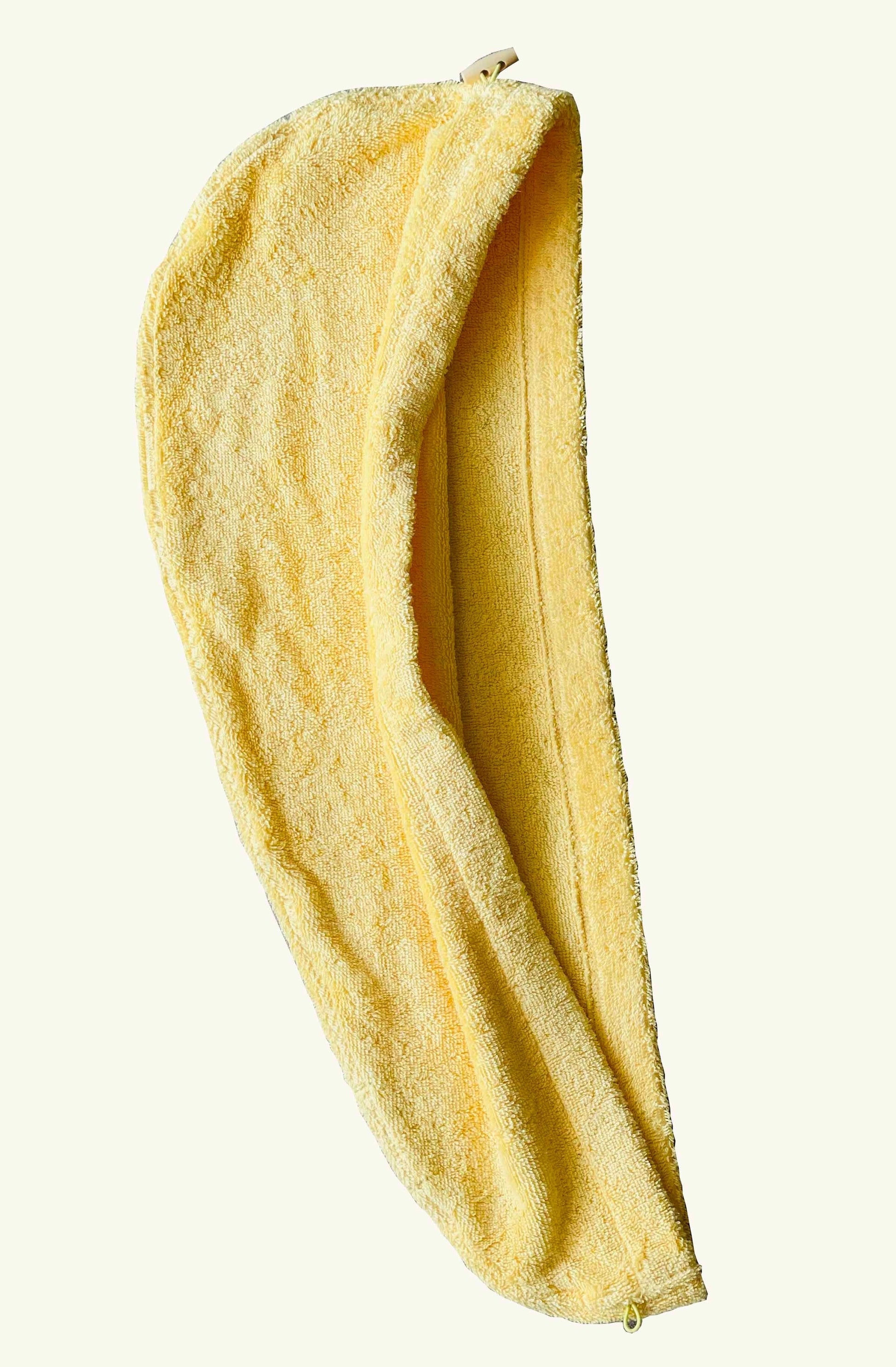 turban with button in yellow color
