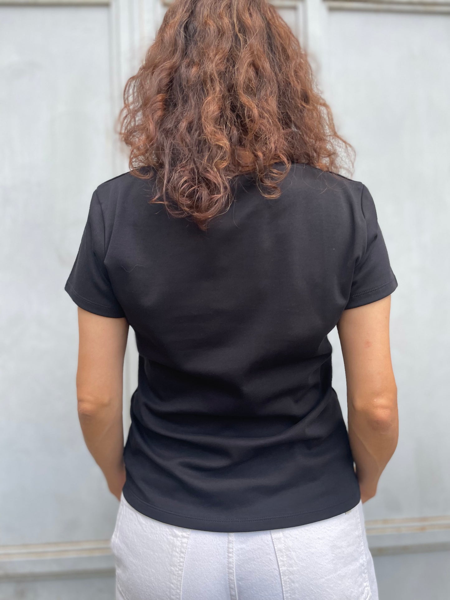 Women cotton t-shirt in black color