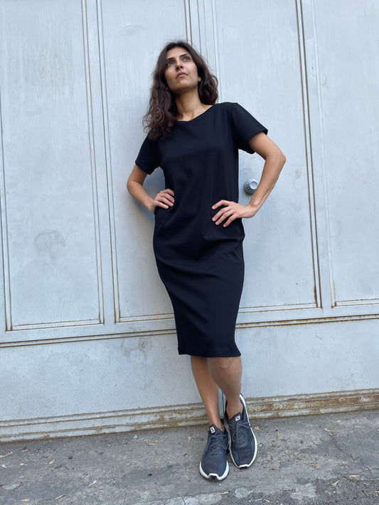 Cotton jersey straight dress in black color