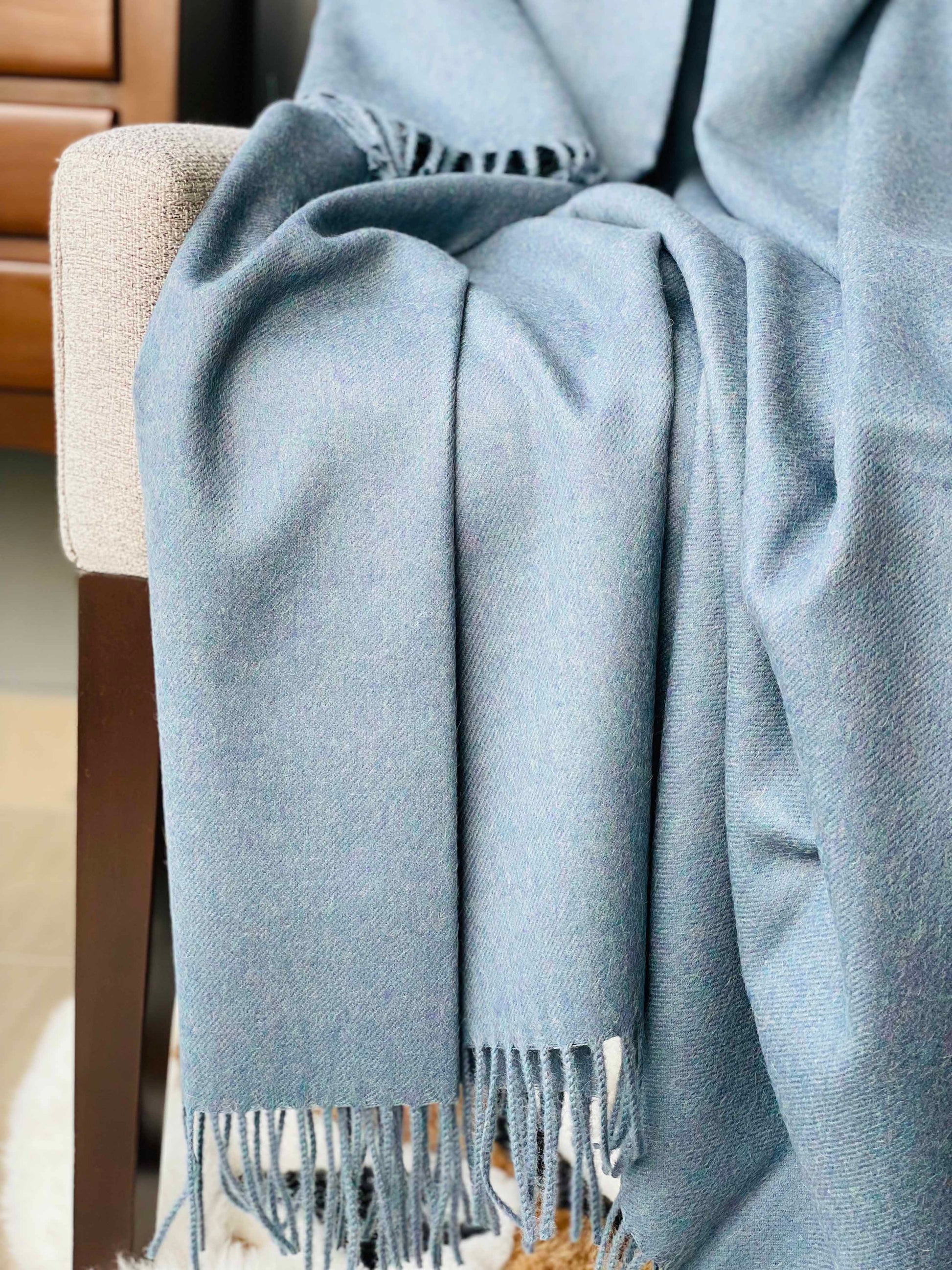 Blanket from alpaca wool in blue color