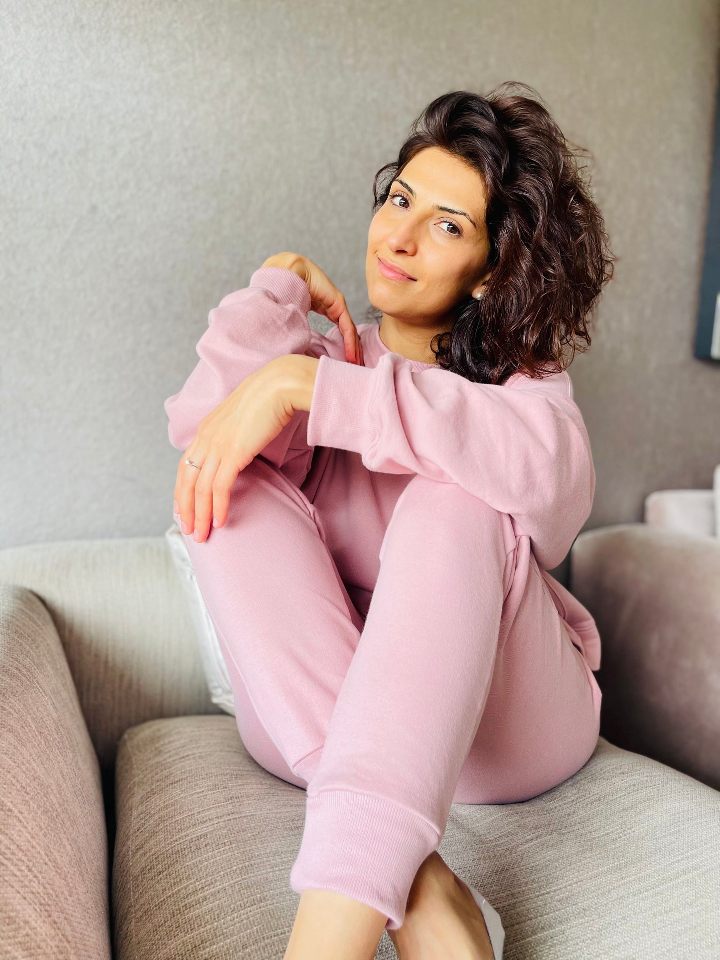 Comfortable Homewear for women in pink color 